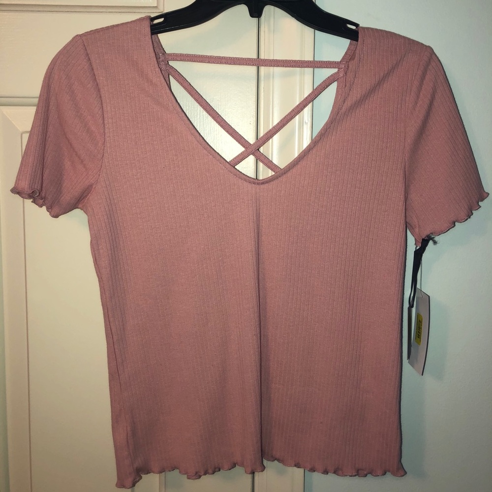 3/$20✨ Salmon Short-Sleeve Shirt